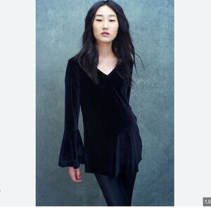 Soon Maternity Velvet stunning bell sleeve top